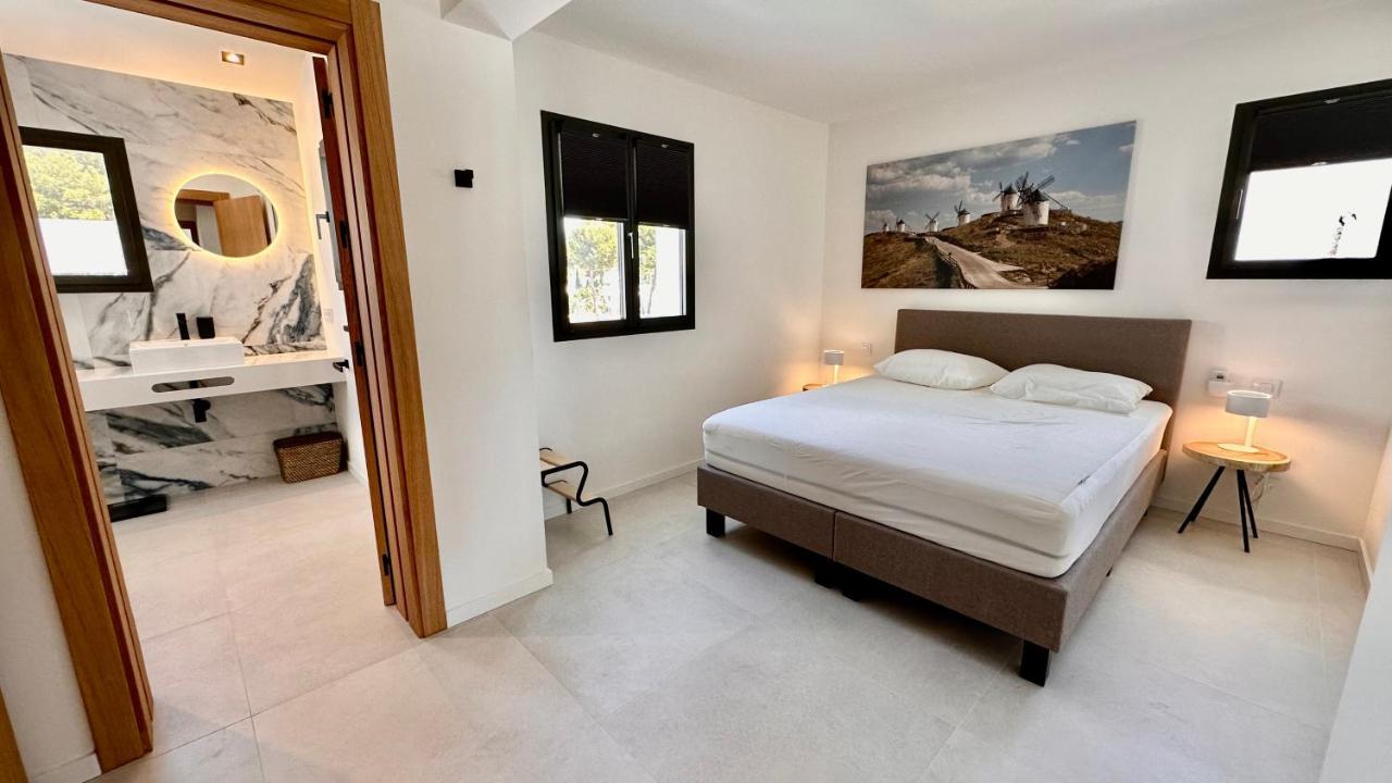 Villa Floris Moraira 500M To Sand Beach Moraira Saturday Arrive-Leave Only エクステリア 写真